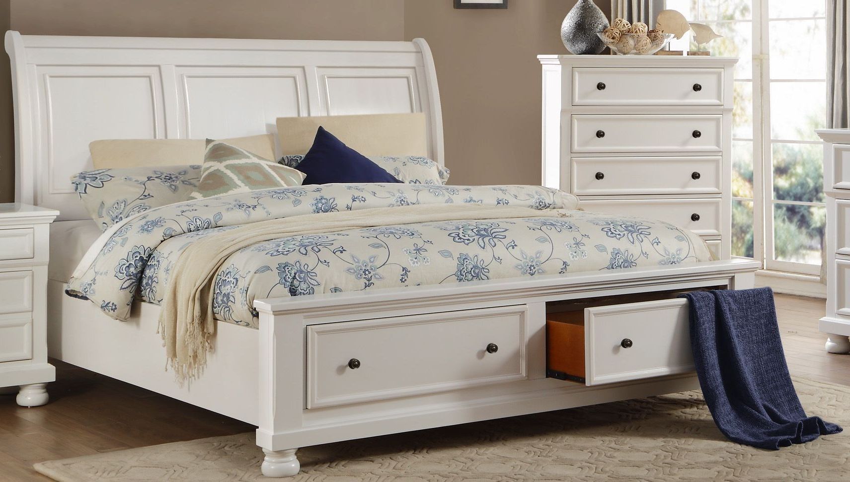 Laurelin White Queen Sleigh Storage Bed From Homelegance | Coleman ... for  Pine