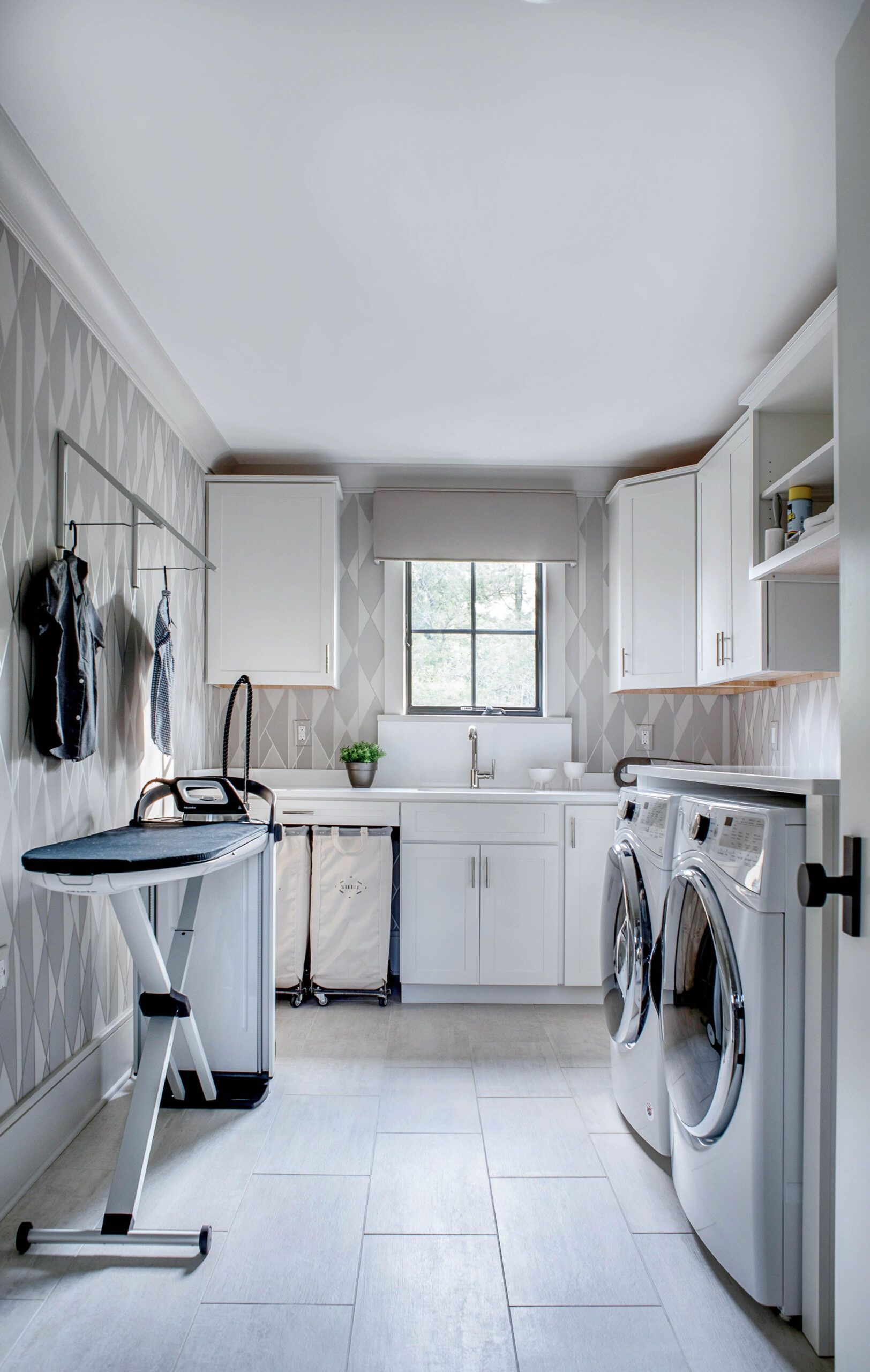 10 Modern Laundry Room Design Tips For Efficiency inside 10 Smart Ideas For Your Laundry Room Remodel