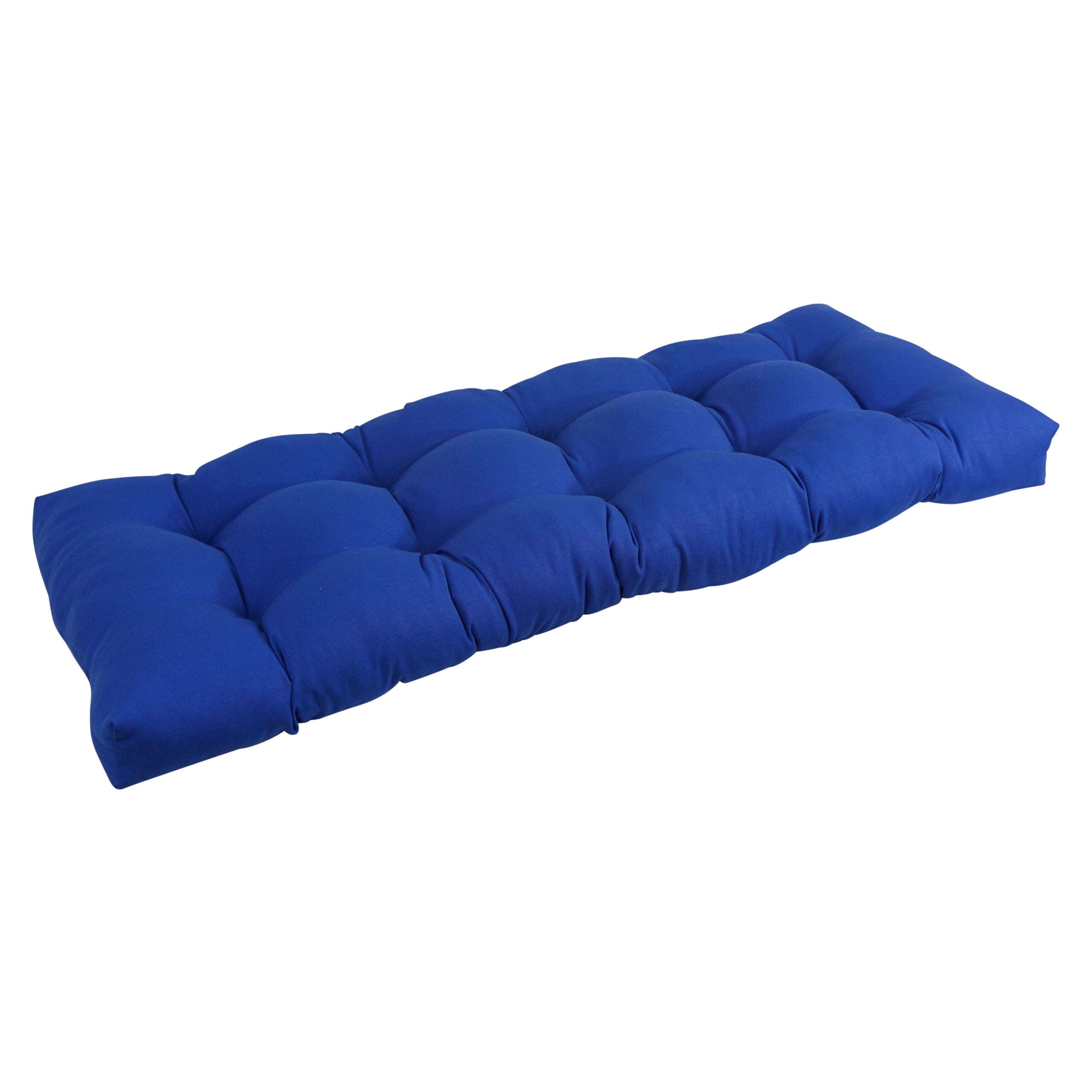 Understanding the Durability and Style of Solid Twill Bench Cushions