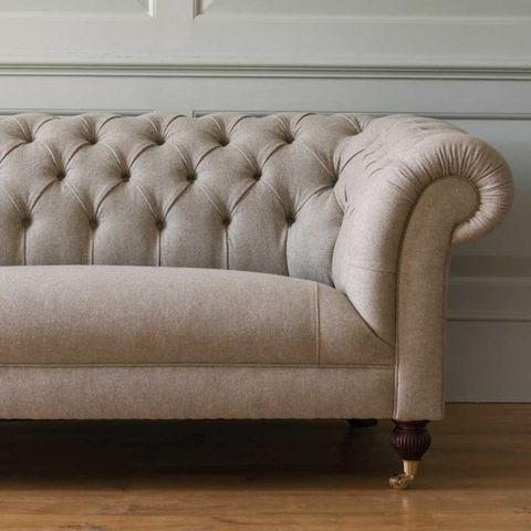 Button Back Chesterfield Sofa | Decoração Rústica, Decoração, Salas regarding Beyond the Basics Exploring Chesterfield Sofa Materials