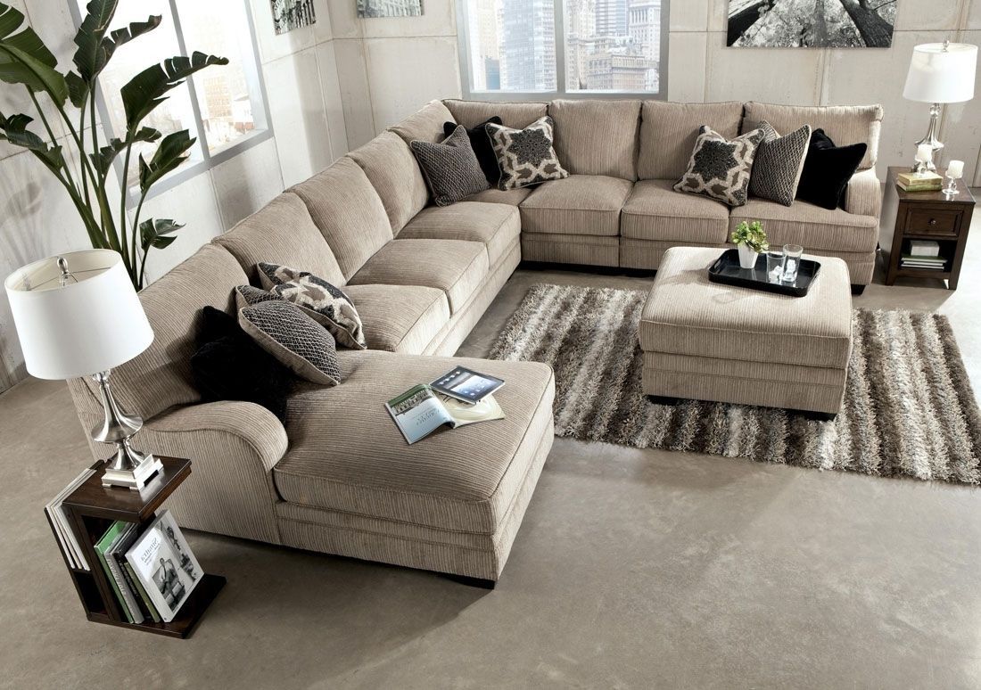 Maximizing Comfort How to Choose the Right Sectional Dimensions