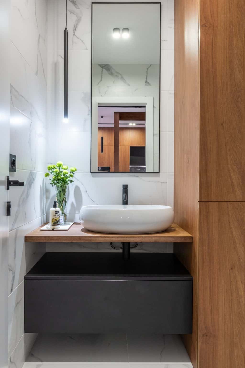 11 Wash Basin Mirror Designs That Will Always Be In Vogue with regard to