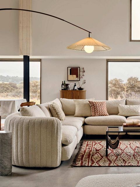 20 Boucle Sofas For A Cozy Living Room | 10 Stunning Homes for