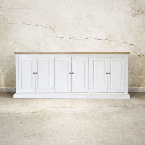 6 Door Wellington Console Cabinet W/Knobs with
