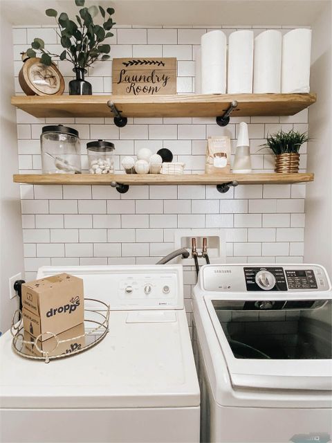 60 Best Farmhouse Laundry Room Decor Ideas And Designs For 2021 for Designing a Laundry Room That Works for You and Your Family