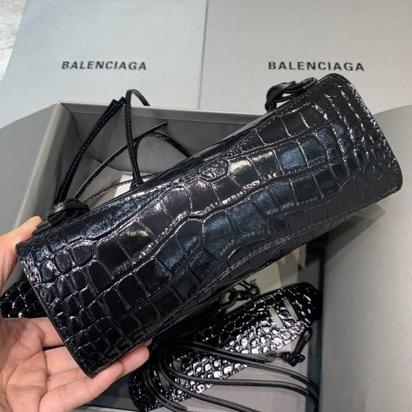 Best Balenciaga Bag: Top Picks For Style And Functionality - Best Rep ... pertaining to Style and Functionality The Balenciaga Gentleman's Chest Explained