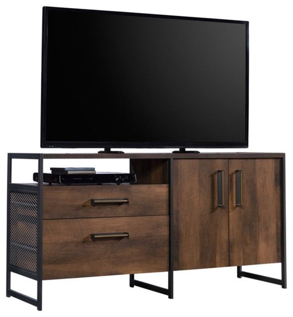 Achieving a Modern Aesthetic with the Pemberly Row TV Stand