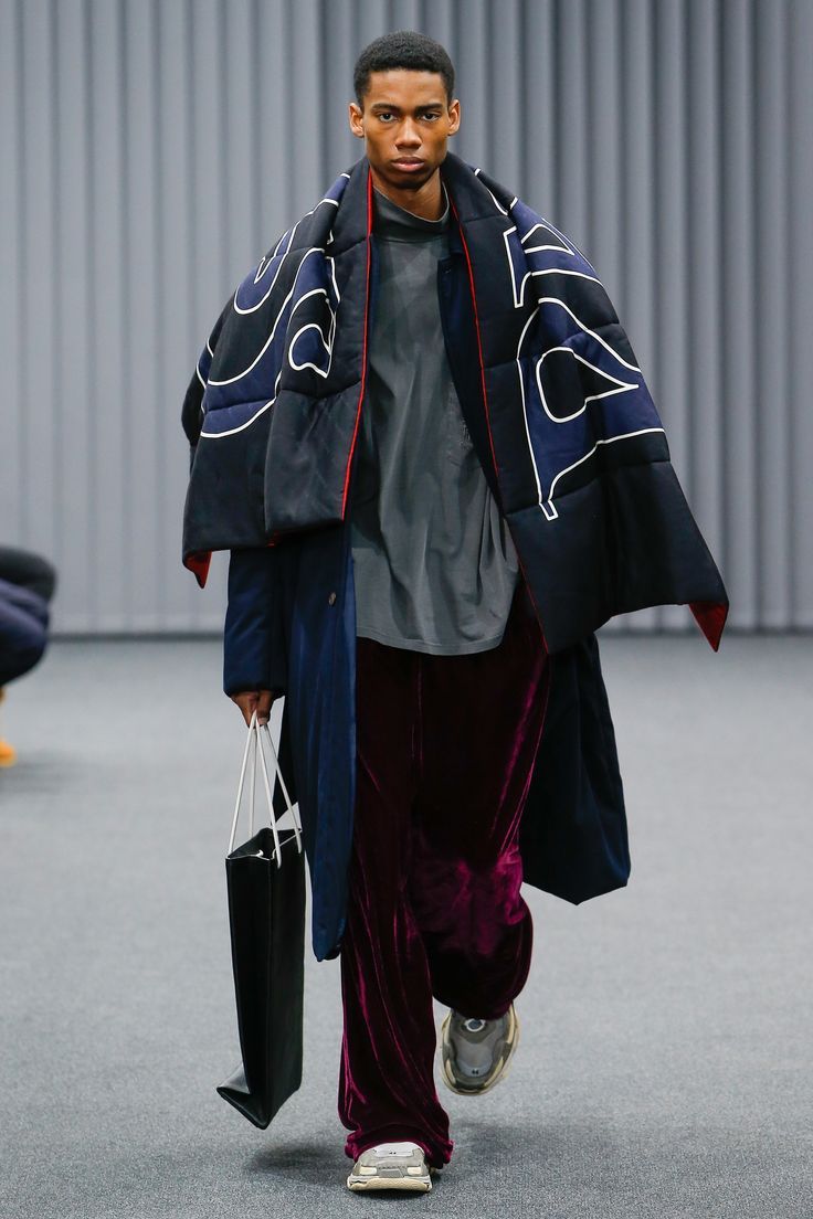 See The Complete Balenciaga Fall 2017 Menswear Collection. | Menswear ... inside