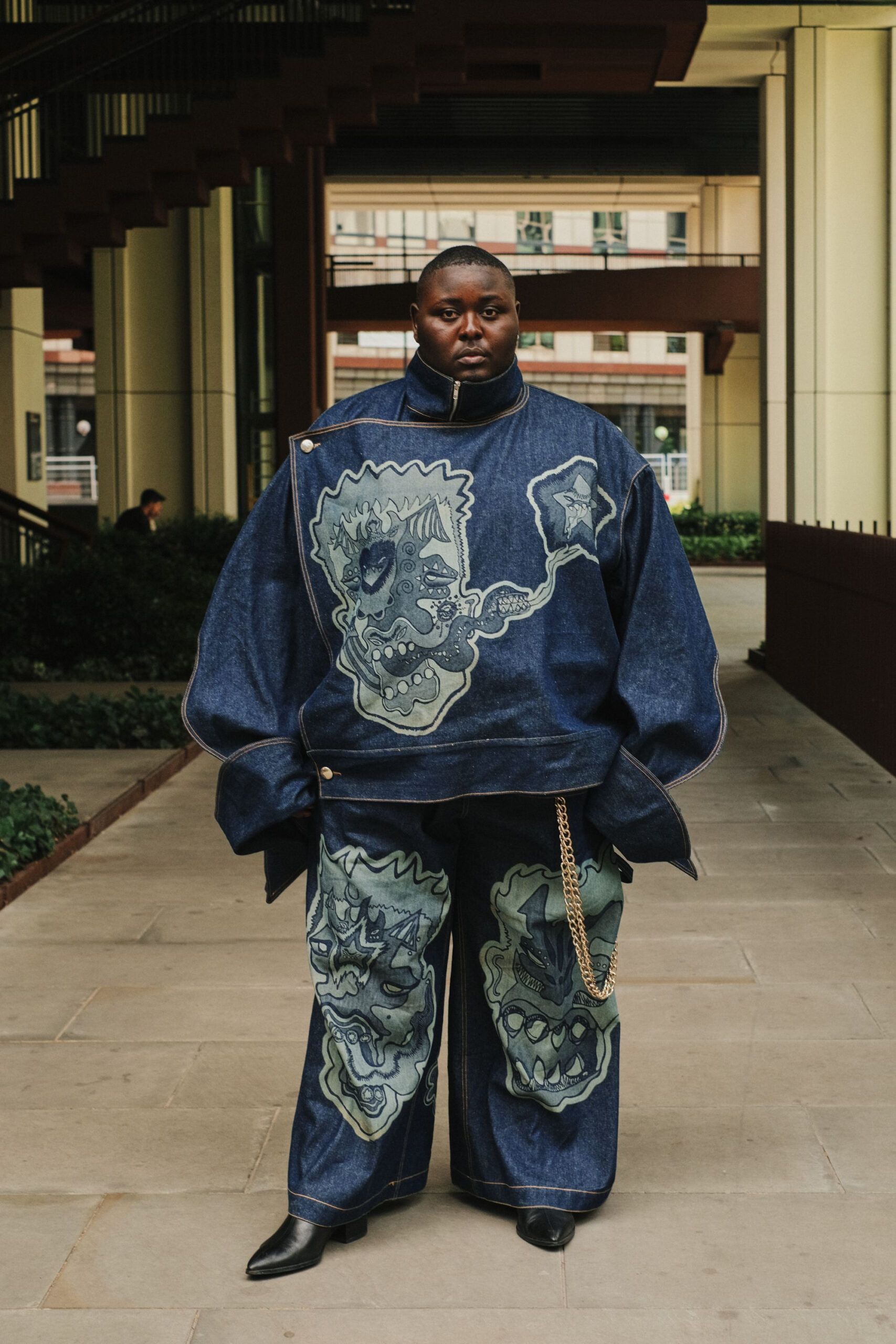 The Best Street Style From London Fashion Week | Gq for How to Style Your Stonebrook Chests for Modern Living