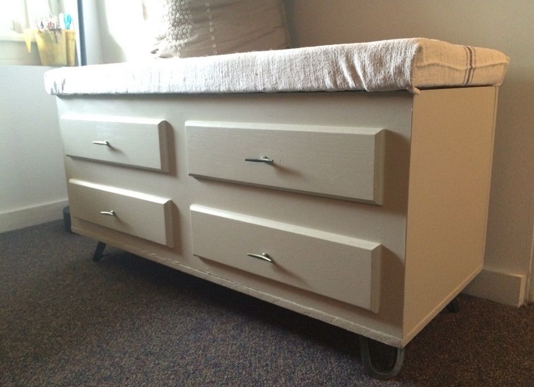 The Enduring Appeal of Hairpin Legs on a Modern London Dresser
