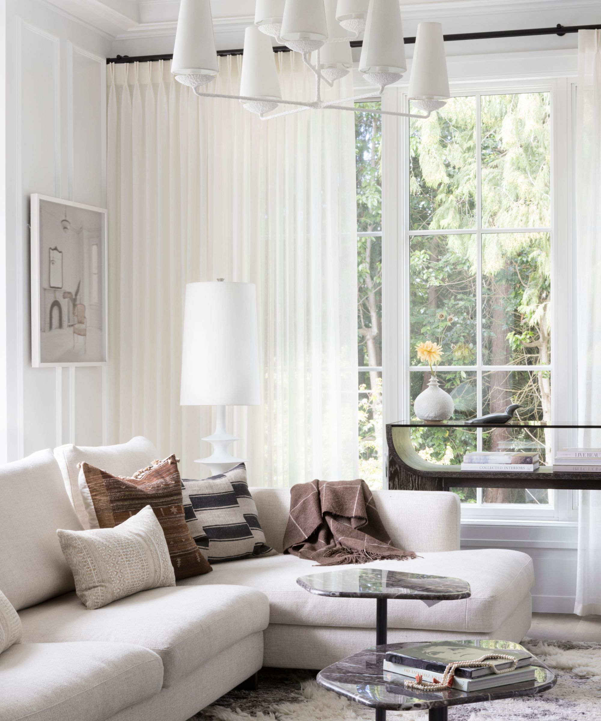 How To Host Guests Without A Guest Room: Designers Advise | Homes And ... in The Art of Hosting Guests Peacefully in Your Downsized Space
