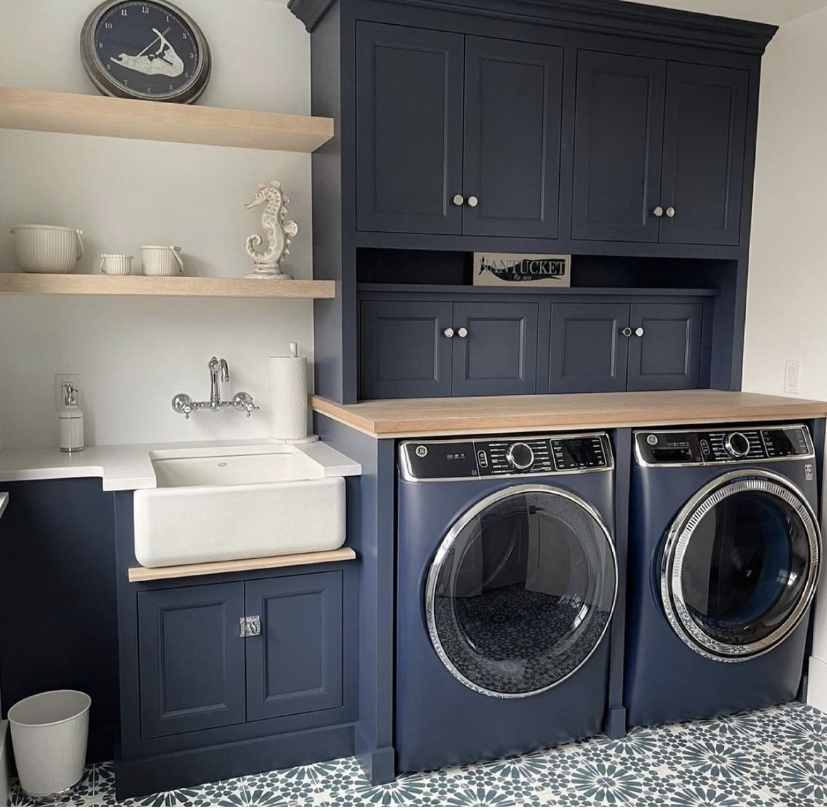 21 Smart And Practical Space Saving Ideas For Your Tiny Laundry Room ... throughout New This Week: 7 Smart And Stylish Laundry Rooms