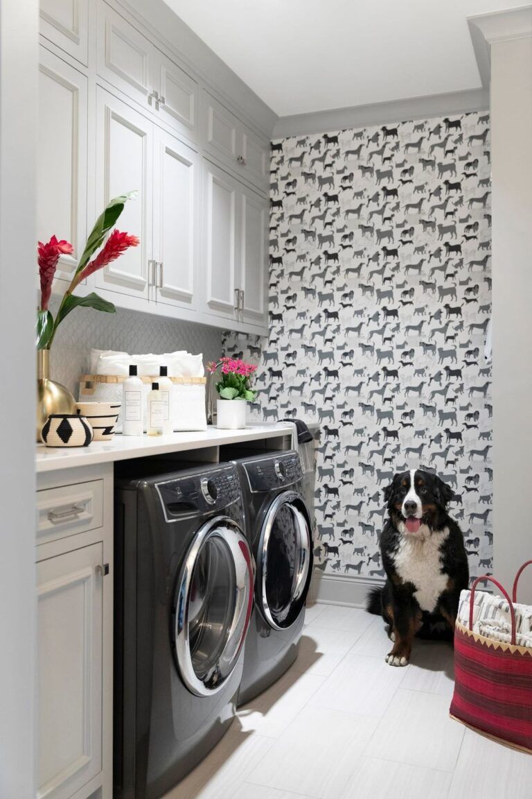 30 Beautiful Laundry Room Wallpaper Ideas You Will Love with Bold Wallpaper Brings Color And Fun To The Laundry Room