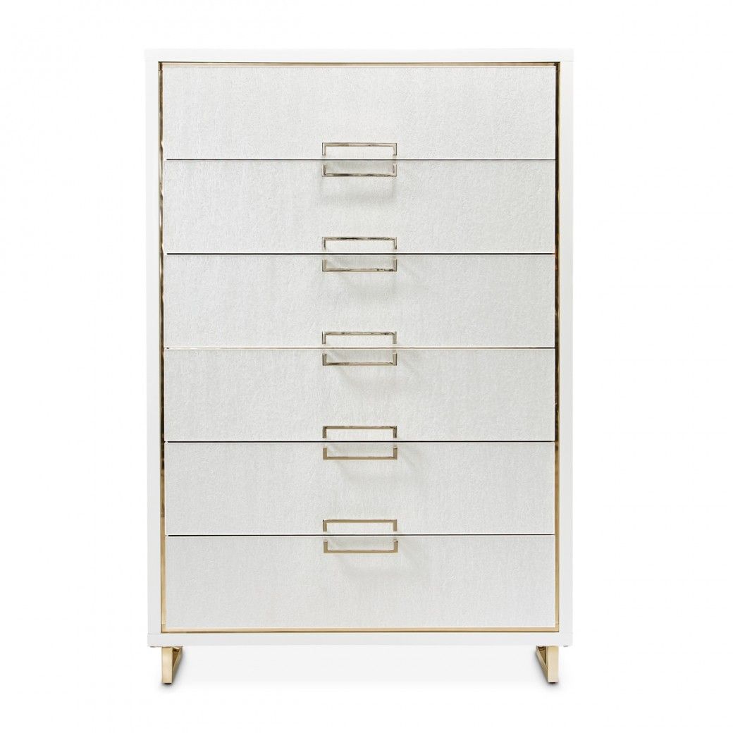 The art of selecting the perfect Cloud White furniture for your space