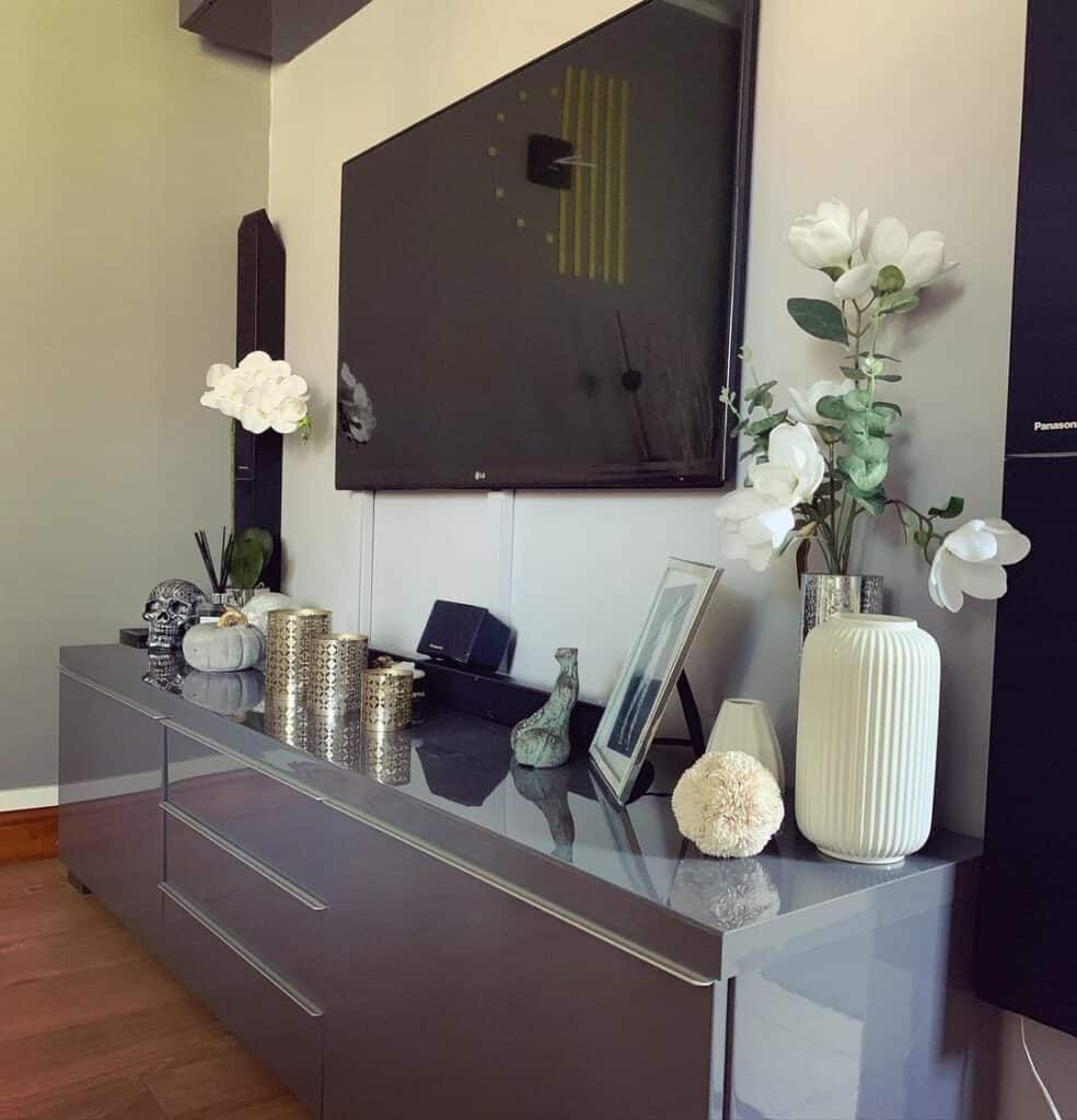 Gray High Gloss Tv Cabinet - Soul &amp; Lane with regard to The LIDO 4 TV Set Black/Black Gloss Connecting Your Home Entertainment Experience