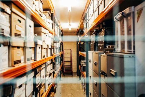 Home | Archivist pertaining to Archivist Bureau