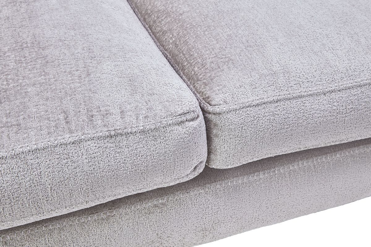 How the Bernhardt Mily Sofa Harmonizes with Diverse Home Décor