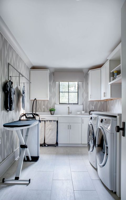 Traditional Laundry Room Ideas At Melissa Lindstrom Blog intended for Dos and Don'ts for a Sparkling Clean and Organized Laundry Room