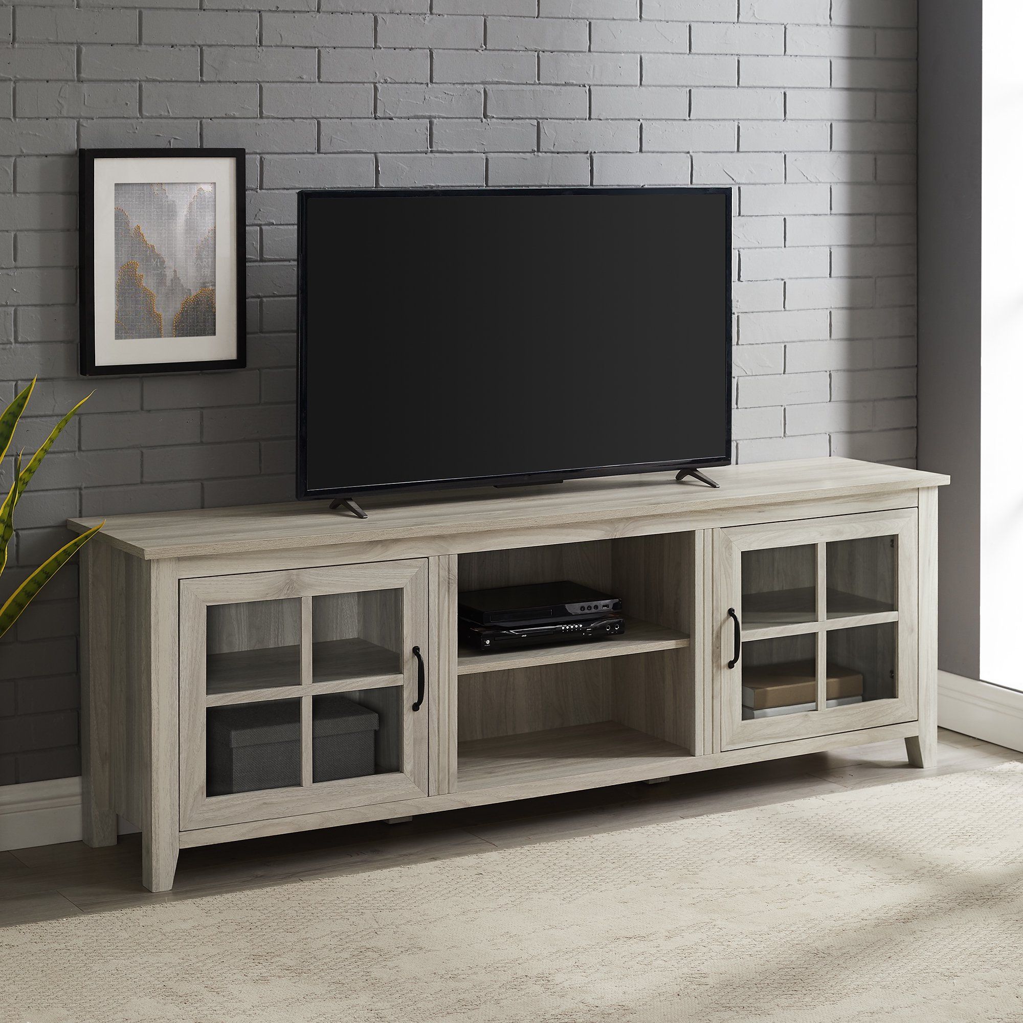 Beyond the Basics: Mastering Glass Doors and Open Shelf Integration in Contemporary Spaces